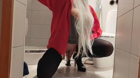 Amateur sissy, shemale sex
